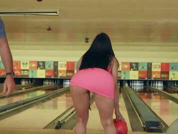 Public sex in the bowling alley with Milf